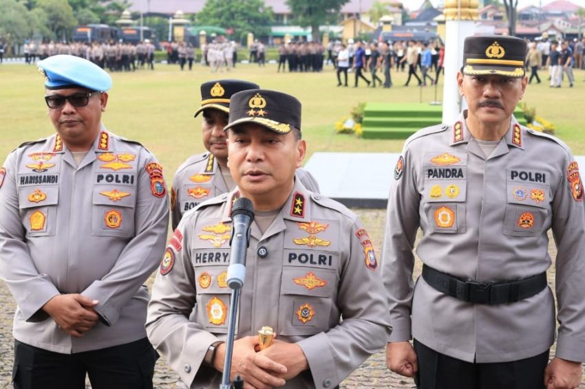 12 Personel Polda Riau Dipecat Secara Tidak Hormat!