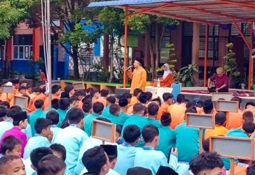 Awali Tahun 2026, UPT SMP Negeri 4 Siak Hulu Laksanakan Kegiatan Ko Kurikuler Rohis