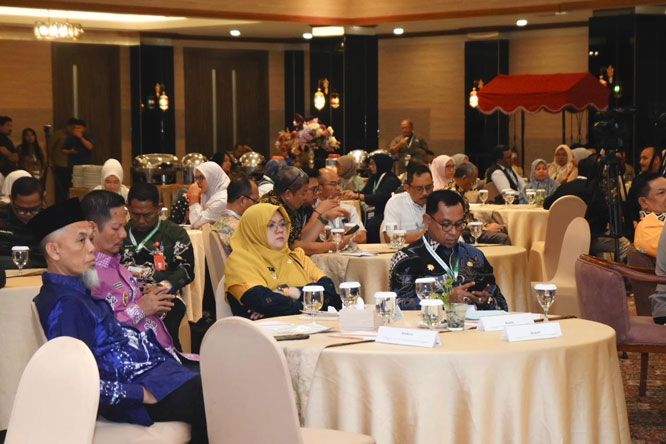 Hadiri Dialog Multipihak Green for Riau Initiative, Pemkab Siak Dukung Penurunan Emisi GRK