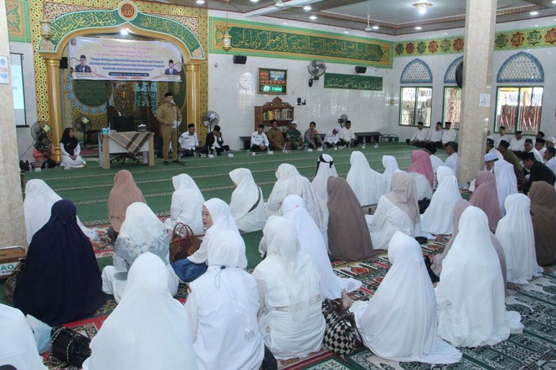 Bupati Inhil Buka Bimbingan Manasik Haji Terintegrasi Rayon I di Tembilahan