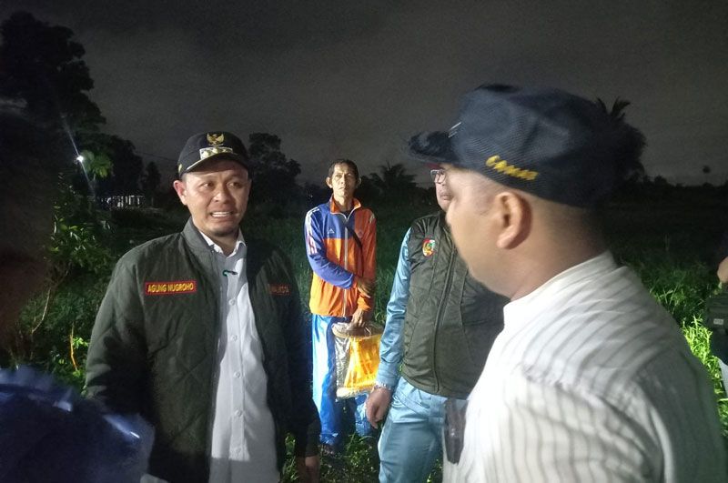 Hujan Seharian, Wako Agung Nugroho Tinjau Lokasi Rawan Banjir di Pekanbaru