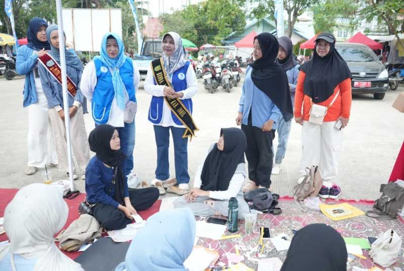 Bunda Literasi Inhil Beri Semangat Lapak TBM, Dorong Budaya Baca di Tengah Masyarakat