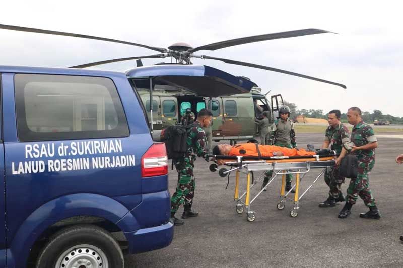 Kesiapsiagaan Hadapi Keadaan Darurat, Lanud RSN Evakuasi Pilot Pesawat