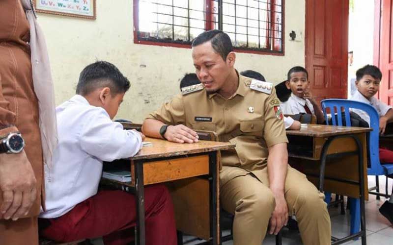 Wali Kota Pastikan Penjaringan Anak Putus Sekolah di Pekanbaru Berlanjut