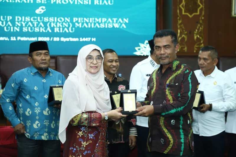 Pemkab Inhil Teken MoU dan PKS serta Penempatan Mahasiswa KKN UIN Suska Riau