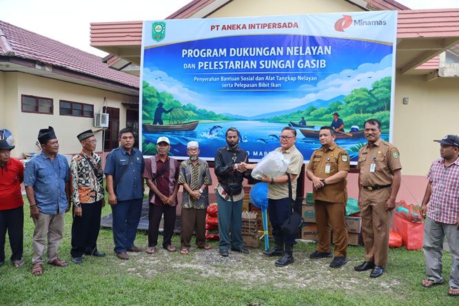PT AIP Berikan Bantuan Untuk Lestarikan Lingkungan Bersama Nelayan
