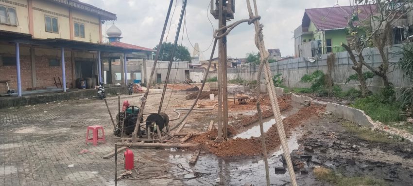 Pembangunan Sport Centre di Jalan Hasanuddin Pekanbaru Diduga Tanpa Izin, Warga Resah, Minta Instansi Terkait Tegas!