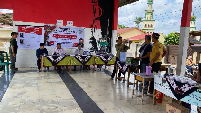 Bertarung Demokratis, Dedy Reonaldi Raih Suara Terbanyak Ketua RT 03 RW 12 Rejosari