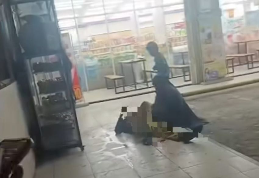 Badut Pengamen di Marpoyan Ditikam, Usus Terburai
