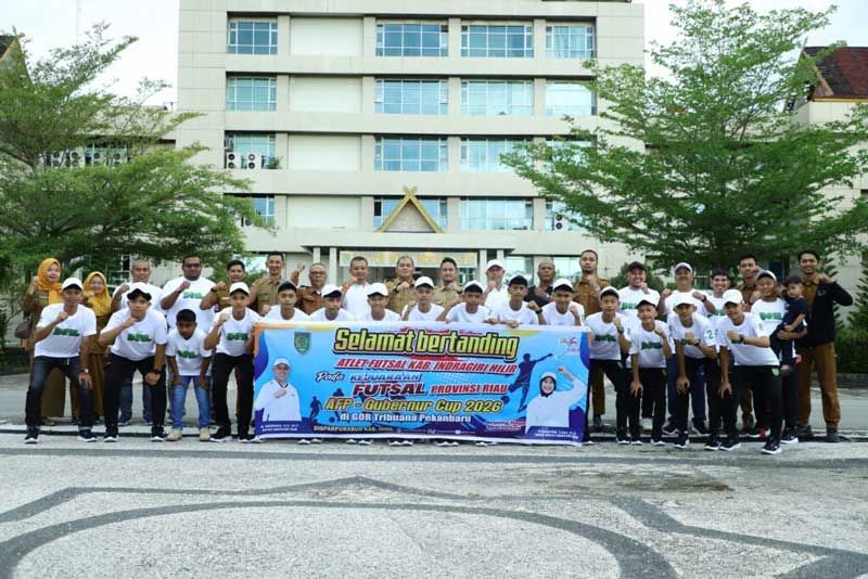 Bupati Inhil Lepas Kontingen Futsal Kejurda Provinsi Riau Tahun 2026