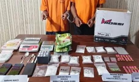 Dua Pemuda di Siak Hulu Diringkus, Polisi Temukan 1,2 Kilogram Sabu