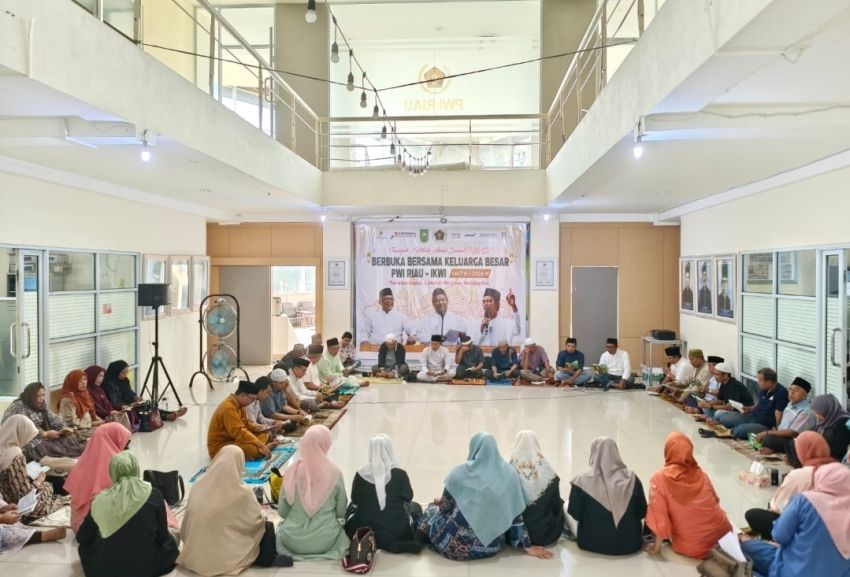 Tahlilan Tujuh Hari Berpulangnya Zulmansyah Sekedang, PWI Riau Larut dalam Haru