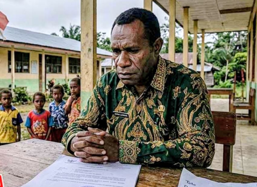 Jadi Korban SK Bupati, Guru di Papua Selatan Kirim Surat Terbuka untuk Presiden