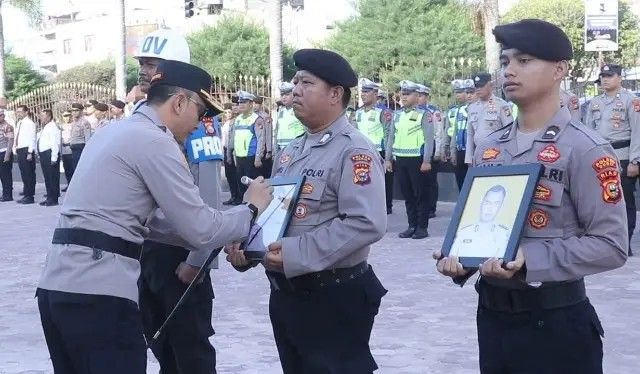 Dua Personel Polres Dumai Dipecat