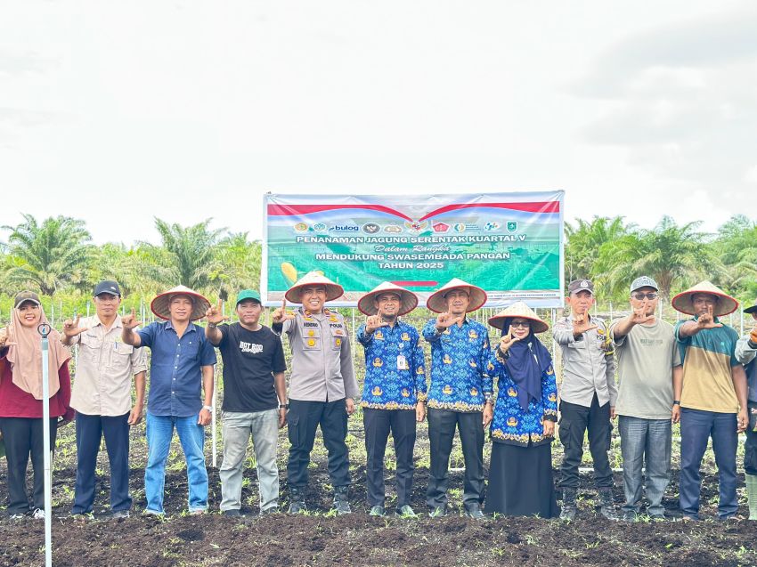 Hadir di Tengah Petani, Kapolsek Bengkalis: Personil Polri Juga Beri Pendampingan Teknis