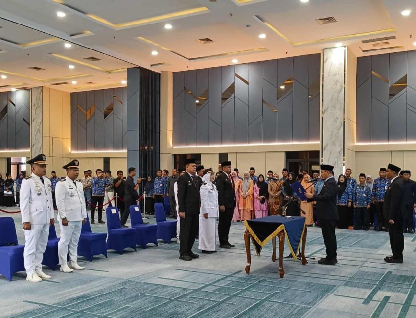 Agung Nugroho Lantik 7 Pejabat Pemko Pekanbaru