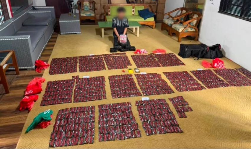 Polda Riau Gagalkan Penyelundupan 6,94 Kilogram Sabu dan 969 Cartridge Etomidate