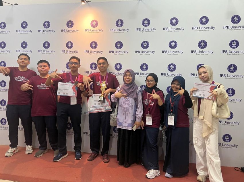 Siswa SMAN 8 Pekanbaru Bawa Pulang Emas dan Perunggu Olimpiade Nasional POSI IPB