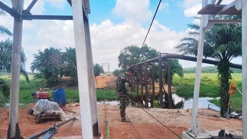 Progres 50 persen, Pemasangan Sling Atas Jembatan Gantung Garuda Bangko Pusaka-Menggala Sakti Dikebut