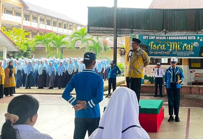 UPT SMP Negeri 1 Bangkinang Kota Gelar Upacara Peringatan HAN 2026