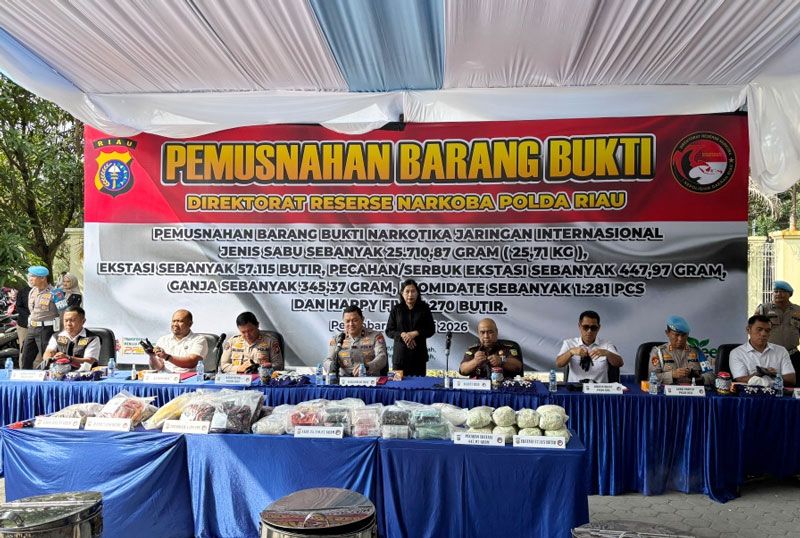 Polda Riau Musnahkan BB Narkoba Rp69,7 Miliar