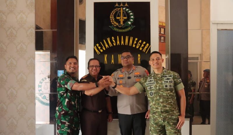 Kapolres Kampar Lakukan Kunjungan Silaturahmi dengan TNI dan Kejaksaan