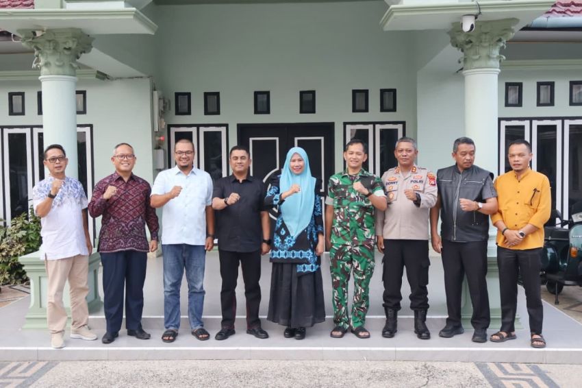 Wabup Yuliantini Hadiri Silaturahmi dan Pisah Sambut Kapolres Inhil