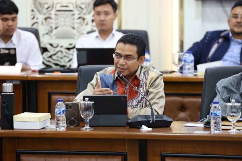 Hendry Munief Buka Fakta Ribuan Warga Meranti Bekerja Tanpa Visa di Malaysia, Dorong Solusi Kemenhan dan KKP