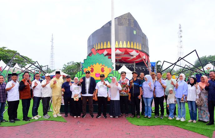 Dorong Pelestarian Warisan Lokal dan Penguatan Ekonomi, Wabup Bagus Buka Bengkalis Durian Fest