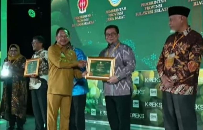 Riau Terima Enam Kategori Anugerah Adinata Syariah 2026