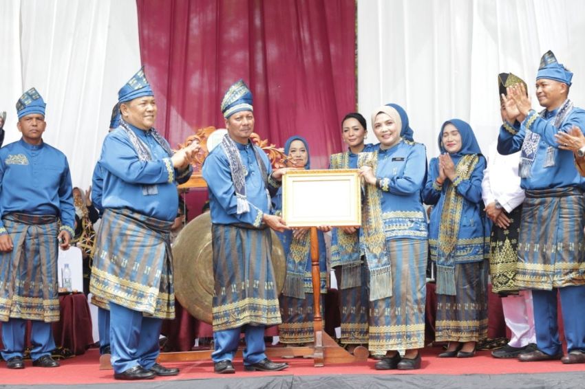 Pacu Jalur Tepian Narosa 2026 Resmi Digelar