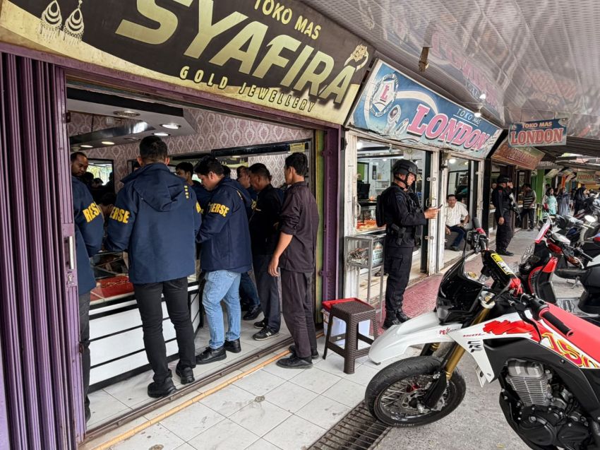 Diduga Penadah, Ratusan Gram Disita dari Toko Emas di Siak Hulu Kampar