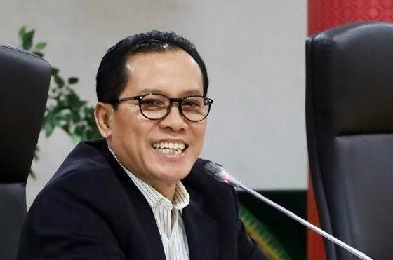 Riau 69 Tahun: Kaya Sumber Daya, Miskin Tata Kelola?