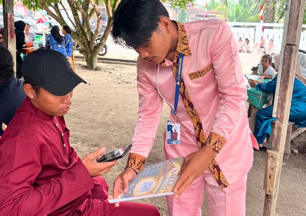 KKN Kelompok 17 Universitas Abdurrab Manfaatkan Teknologi Untuk Mengenal dan Melestarikan Budaya Melayu
