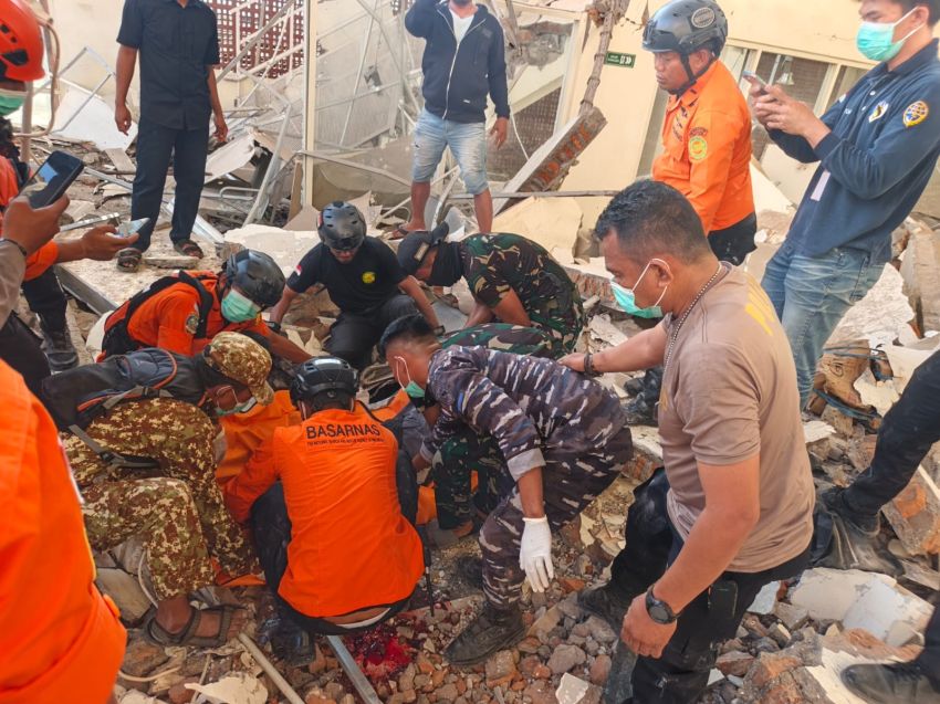 Update Gempa NTT: 47 Meninggal, Lebih dari 5.000 Orang Mengungsi