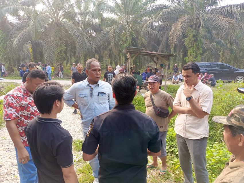 Lama Bersengketa, Kelompok Tani 80 Sumber Berkah Kembali Masuki Kebun di Desa Muara Langsat