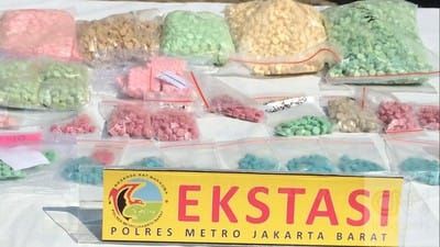 Polres Dumai Ungkap Peredaran 1.365 Pil Ekstasi