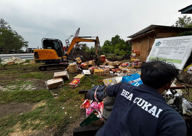 Bea Cukai Bengkalis Musnahkan BMMN Hampir Rp6 Miliar, Didominasi 662 Unit iPhone Bekas
