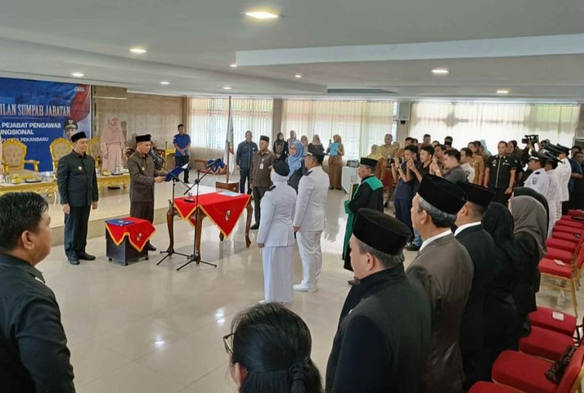 Puluhan Pejabat di Lingkungan Pemko Pekanbaru Dilantik, ini Nama-namanya