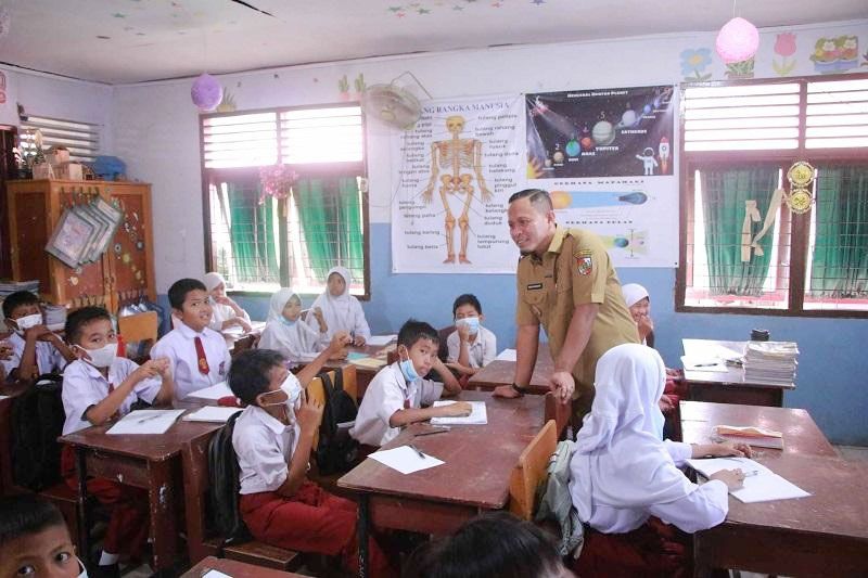 Sejumlah Sekolah di Pekanbaru Tahan Ratusan Ijazah Siswa, Ada Sekolah Negeri