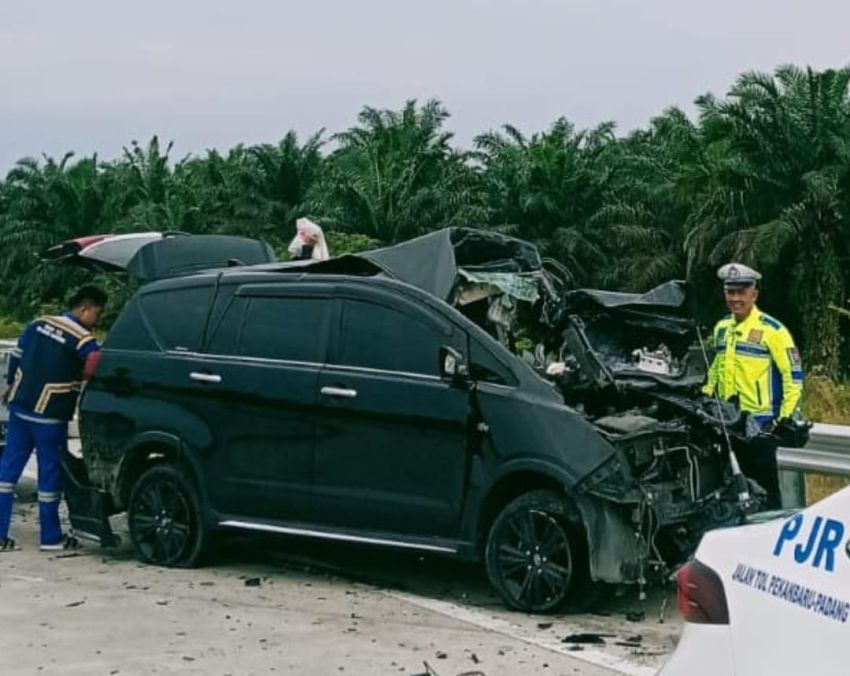 Laka Maut di Tol Bangkinang, Dosen UIR dan Suami Meninggal