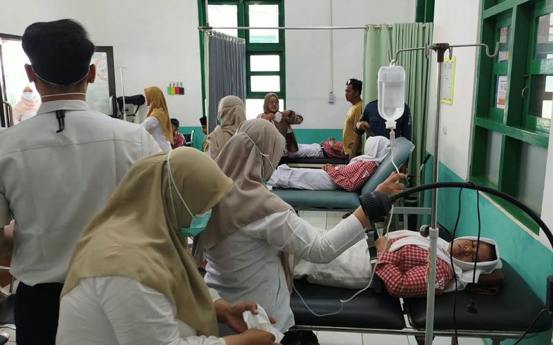 Ratusan Siswa MTsN 3 Pati Diduga Keracunan MBG