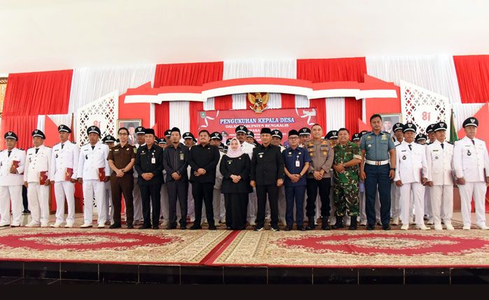Ketua DPRD Septian Nugraha Hadiri Pelantikan Perpanjangan Masa Jabatan Kades se-Kabupaten Bengkalis
