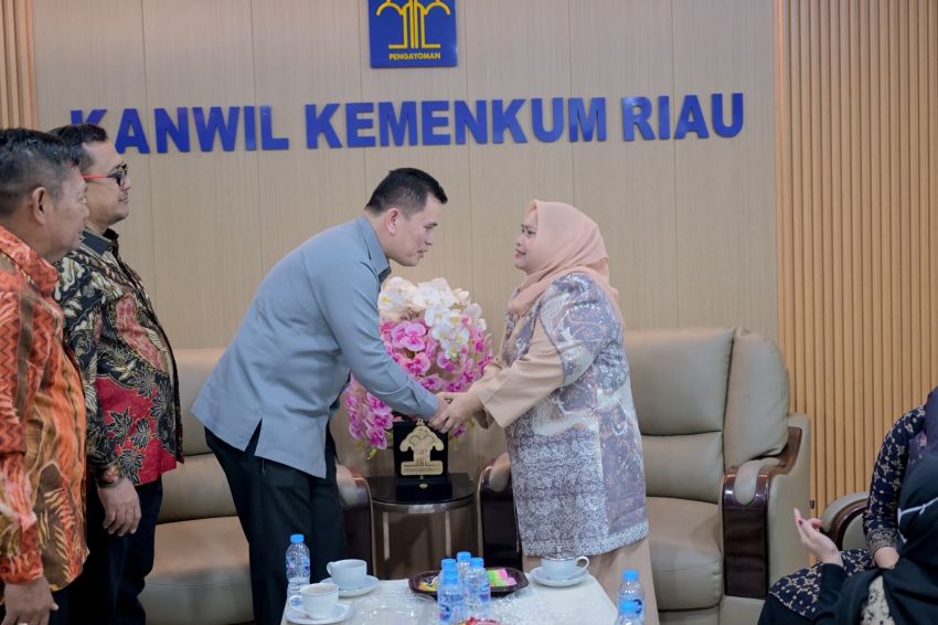 Bupati Kasmarni Dorong Penguatan Sinergi Hukum di Daerah