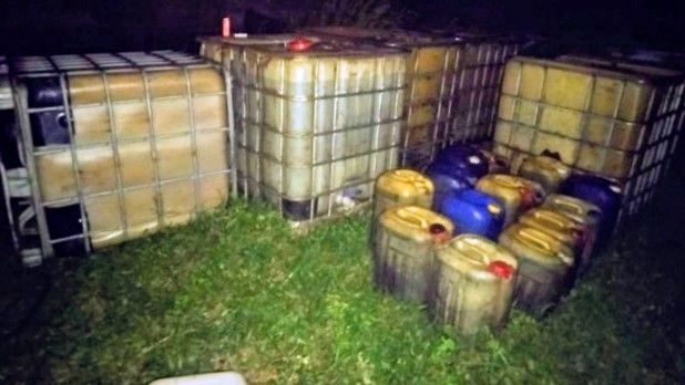 Polda Riau Bongkar Gudang Penimbunan BBM Subsidi di Tenayan Raya Pekanbaru