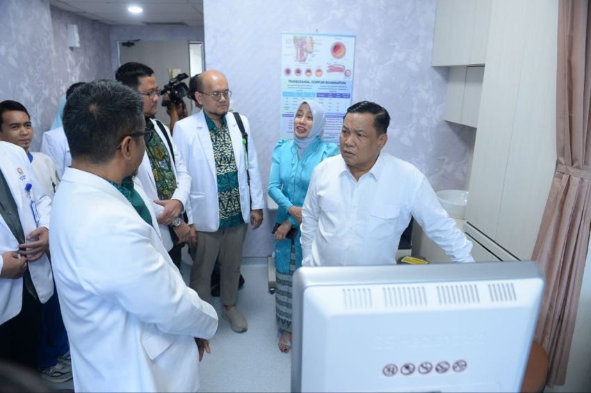 Stroke Center RSUD Arifin Ahmad Resmi Beroperasi