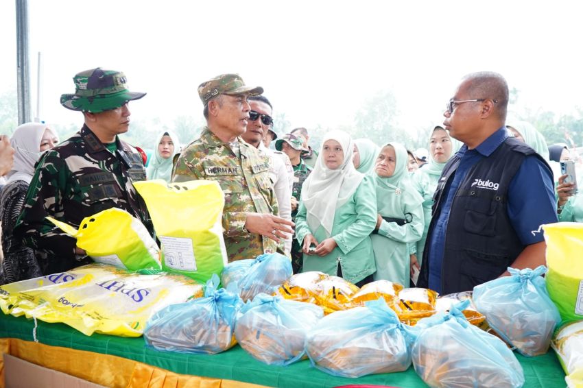 Kodim 0314/Inhil Gelar Bazar Murah dalam Rangka TMMD Ke-130