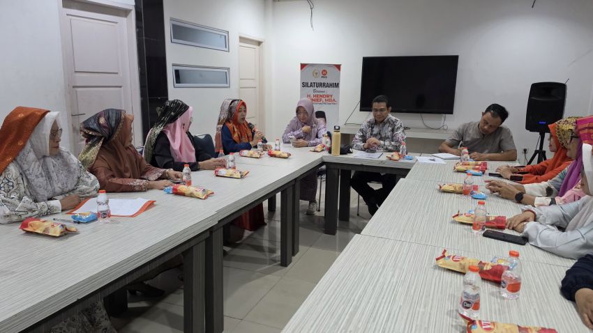 Hendry Munief Terima Silaturahmi Himpunan Siompu Kampar Riau