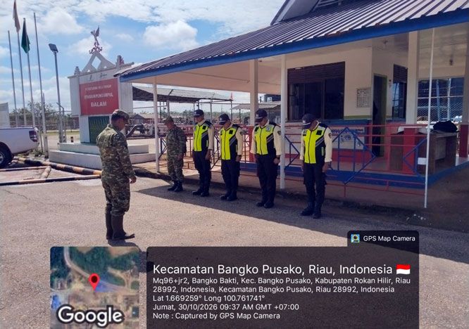 Babinsa 05/RM Patroli di wilayah Jalur Pipa Sektor Selatan Bangko Jaya Rohil